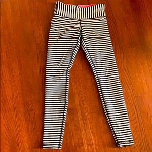 RARE. Lululemon wunder unders low rise old version